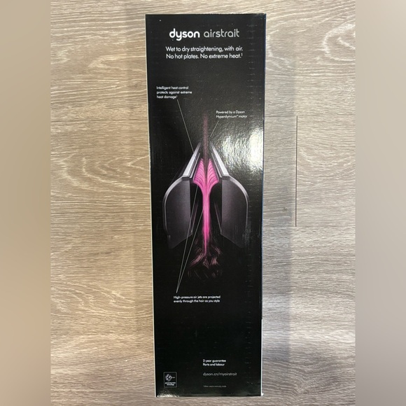 Dyson Airstrait Straightener – Brand New Sealed – Authentic - Picture 4 of 6